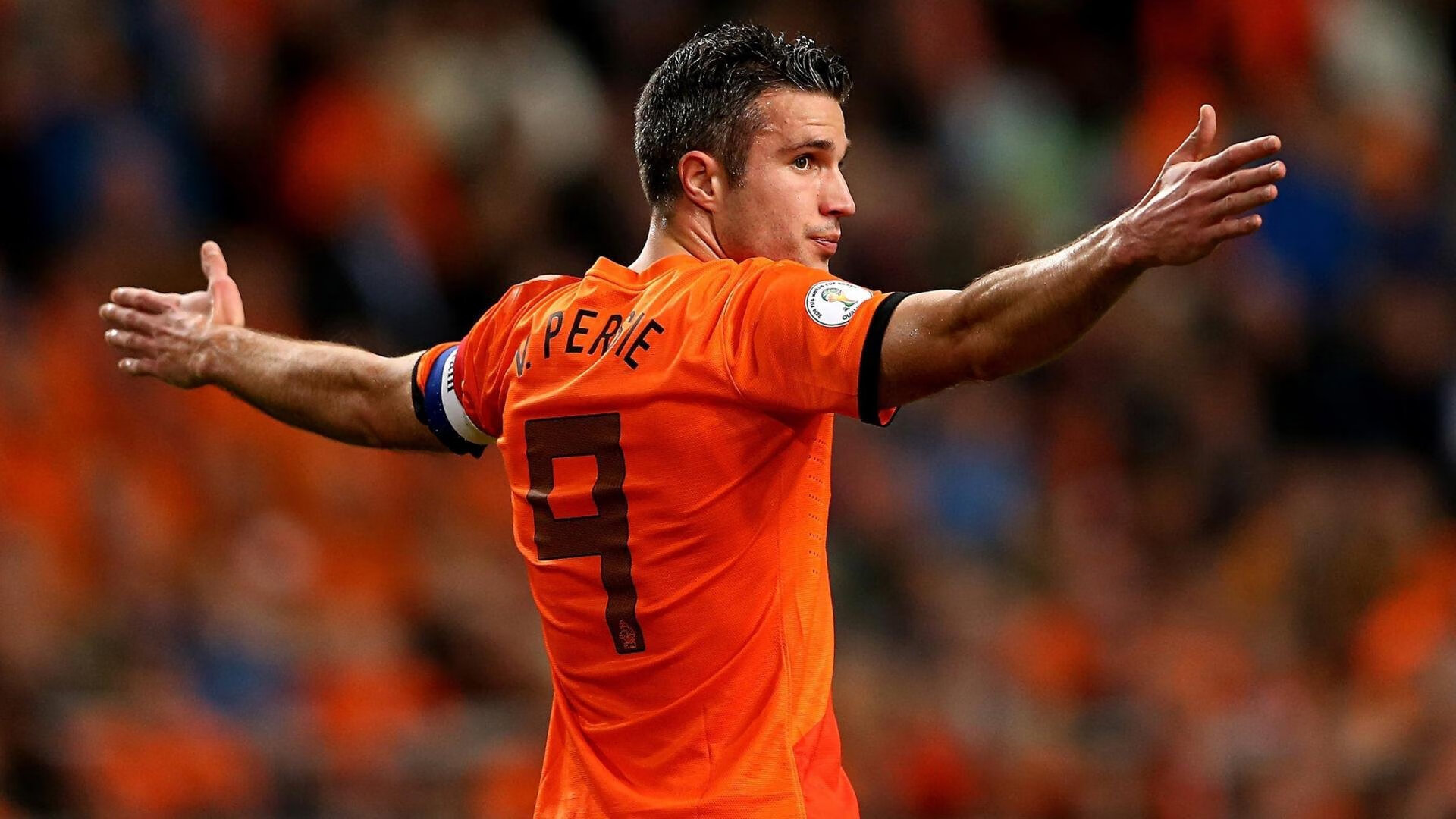 乐鱼体育app下载地址-五大联赛是否引入跑动效率评分影响球员战术定位，五大联赛百分